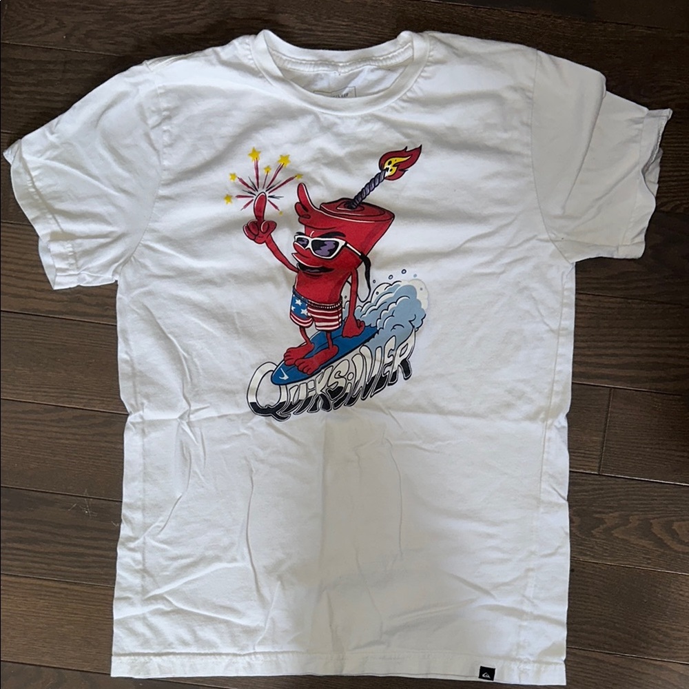 Quiksilver White Short Sleeve Graphic Tee
